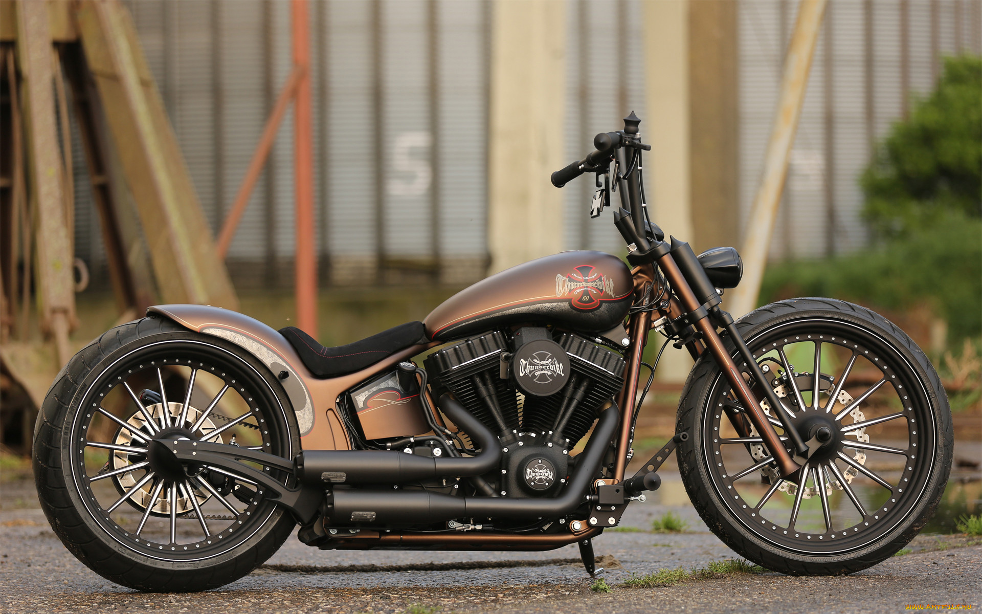 , customs, bobber